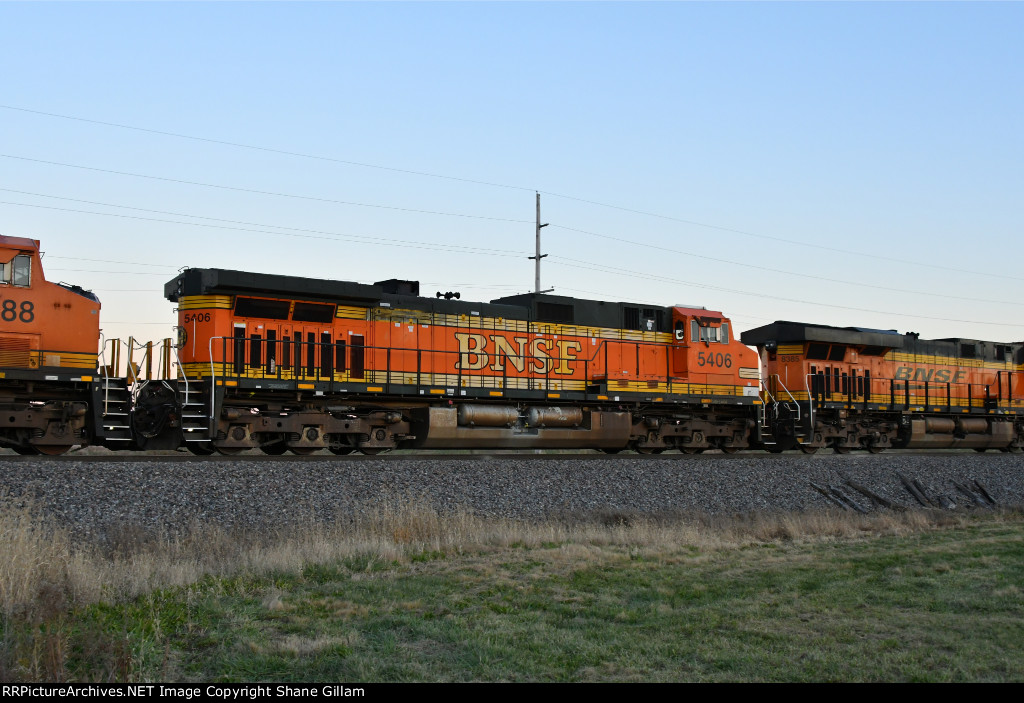 BNSF 5406 Roster shot.